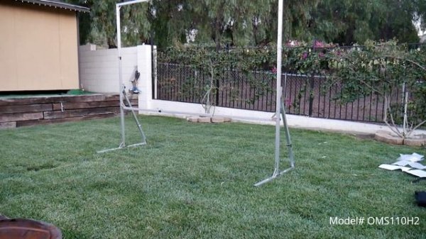 Best outdoor projector Screen Yard Master 2