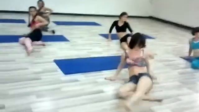 STRIP DANCE СТРИП ДЕНС УЧЕБНАЯ СВЯЗКА смотреть онлайн