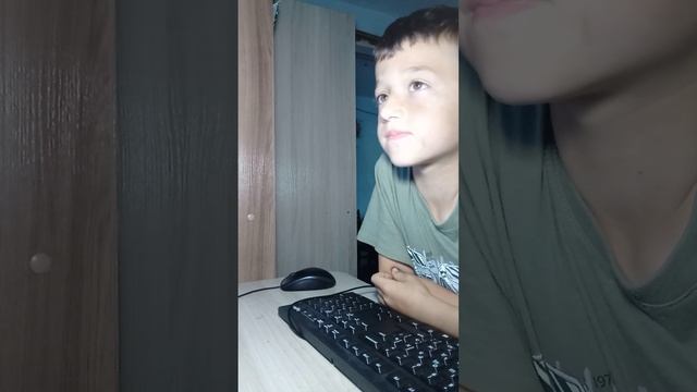 изучаем кто такой программист и сколько он зарабатывает смотреть онлайн