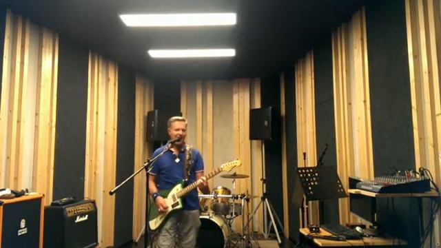 It's my life de Bon Jovi cover avec guitare Fender Meteora смотреть онлайн