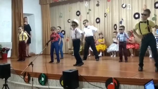 Выпускной в детском саду Стиляги