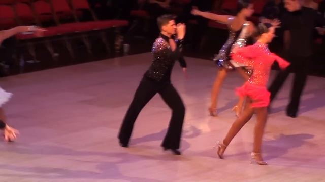 Nick Reutov - Charlotte Plant смотреть онлайн