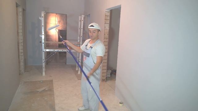 О покраске стен в 2 валика (коротко) смотреть онлайн