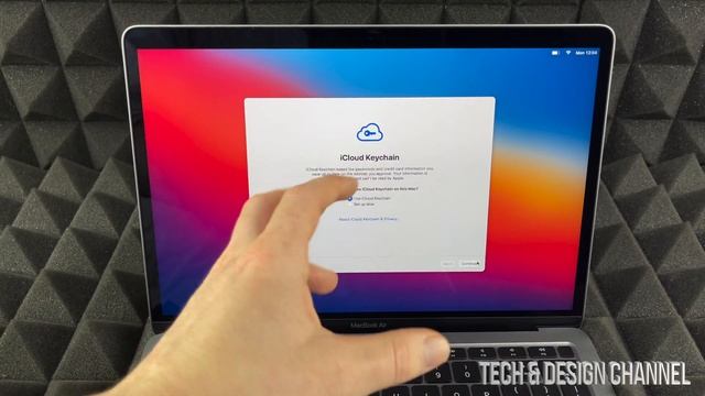 13-inch MacBook Air Apple M1 Chip with 8‑Core CPU and 7‑Core GPU256 GB Storage Set Up Manual Guide