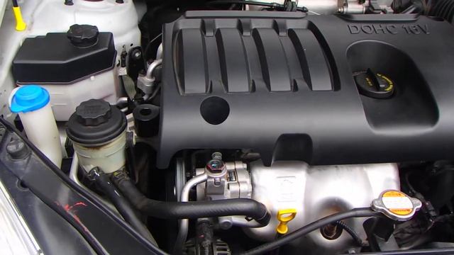 2011 Hyundai Accent GL Hatchback Drive-by and Engine Rev Part 1 смотреть онлайн