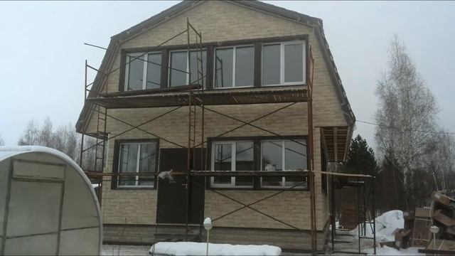 Отделка Деревянного Дома из Бруса Панелями под Камень. Отделка Фасада Дома Панелями под камень! смотреть онлайн