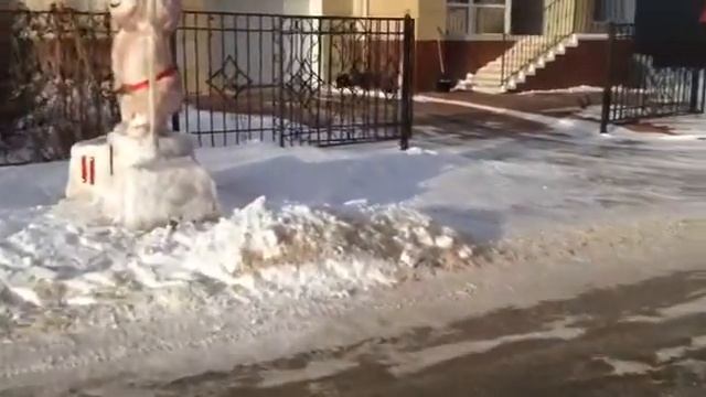 Ледяные фигуры в Лесной поляне. Кемерово. смотреть онлайн
