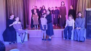 Документальный спектакль "Дети войны". Исполняет детский театр " Артелька".