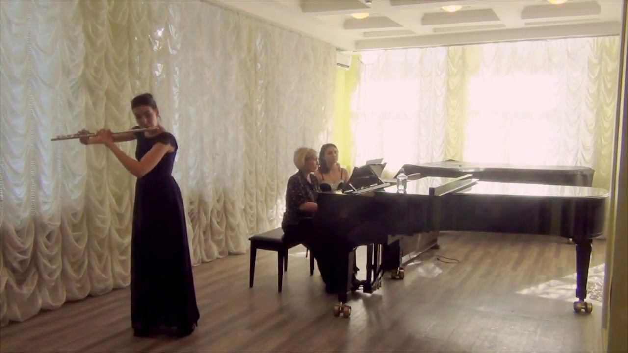 К. Нильсен - Концерт для флейты 1 ч. смотреть онлайн