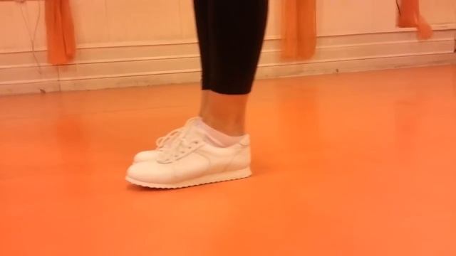 Кроссовки для спортивной аэробики. Фитнес аэробики. Sport aerobics смотреть онлайн