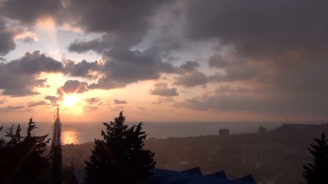 Мороз и солнце - день чудесный ! Снег и закат на море! смотреть онлайн