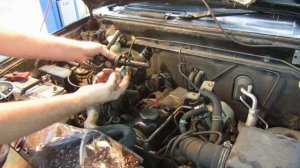 Митсубиши Паджеро Мини(Mitsubishi Pajero Mini)Замена сальников свечных колодцев Пошаговая инструкци