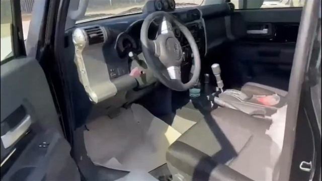 Новый Toyota FJ Cruiser получили на таможне | Мега Авто Mega Auto смотреть онлайн