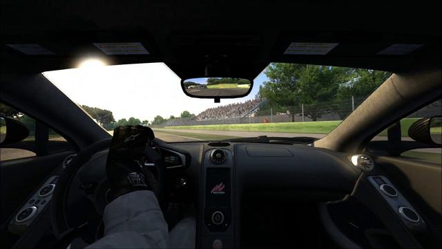 McLaren mp4-12c @ Imola, cutting "Variante Alta" like a boss смотреть онлайн
