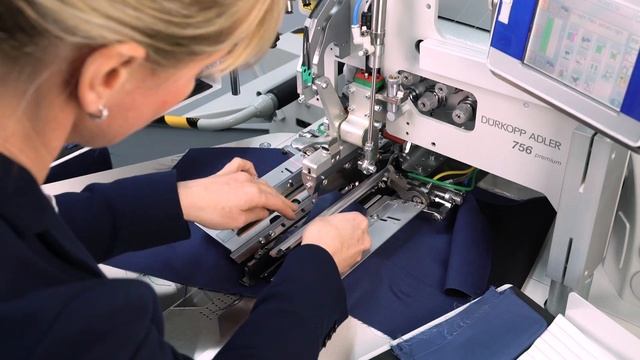 NEW VERSION - Dürkopp Adler - cl. 756 A - Pocket welt technology for straight and slanted pockets смотреть онлайн