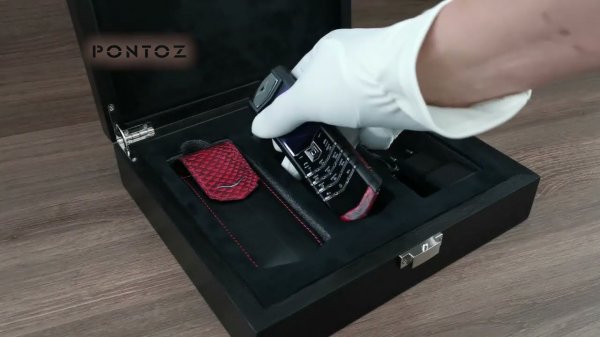 Vertu Signature S Design Black Red Python