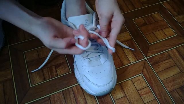 Как завязать шнурки смотреть онлайн