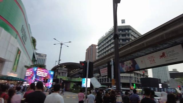 【マレーシア観光】おすすめ人気観光スポット&格安高級ホテルを紹介！｜クアラルンプール｜ピンクモスク｜バトゥ洞窟｜リッツカールトンホテル｜スイートルーム｜アフタヌーンティー смотреть онлайн