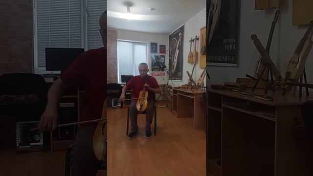 Музыкант из КБР Зубер Еуаз