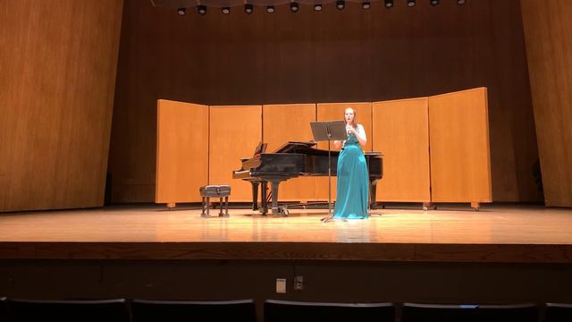 Ruth Gipps - The Piper of Dreams Op. 12b - for unaccompanied oboe смотреть онлайн