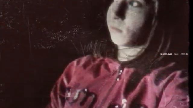 Самая кросивая девушка в школе все её любят!!! смотреть онлайн