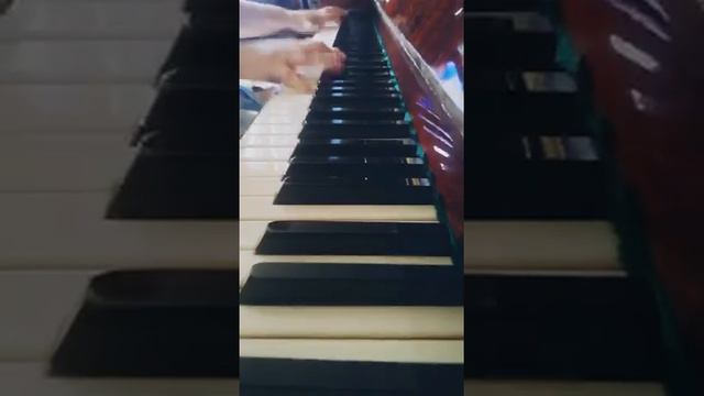 "Venus"- Lady Gaga ДВОЙНАЯ кавер-версия рояль вокал Lady Gaga смотреть онлайн