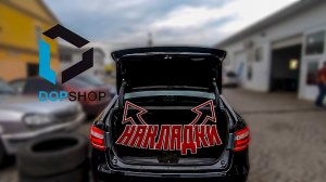 LADA VESTA. НАКЛАДКИ НА ПЕТЛИ БАГАЖНИКА (СЕДАН)