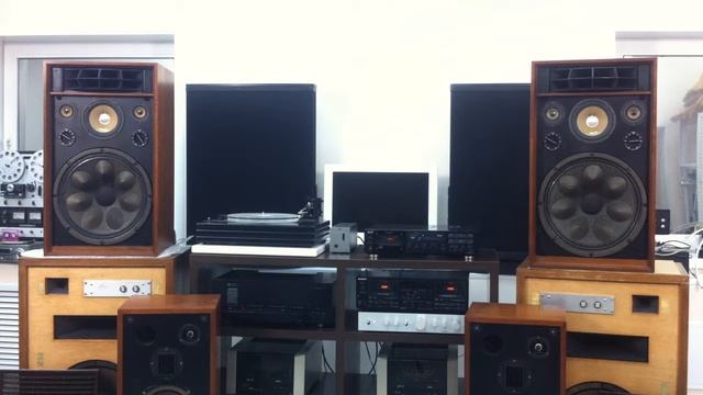 JVC Perfect Series. От 20 Гц. Более 102 дБ. 38 см НЧ. Изготовлено 250 пар. Высшие. смотреть онлайн