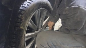 Как открутить секретку если потерял головку, снятие секретки с колес