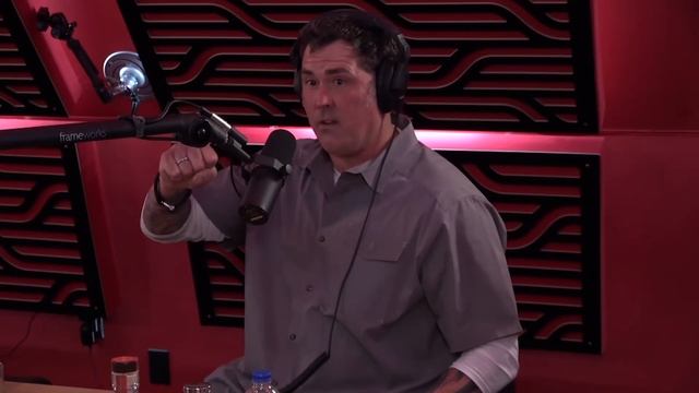 Marcus Luttrell Remembers Real Life "Lone Survivor" Rescue смотреть онлайн