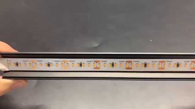 DC24V Warm white 2216 240leds/m LED Strip смотреть онлайн