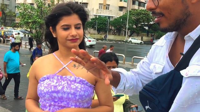 Bhai ki body dekhkar log hue hairan OMG ? #funny #reaction#crazyneerajvlogs #flirting#viral смотреть онлайн