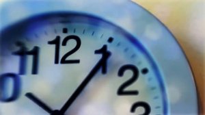 Часы идут назад