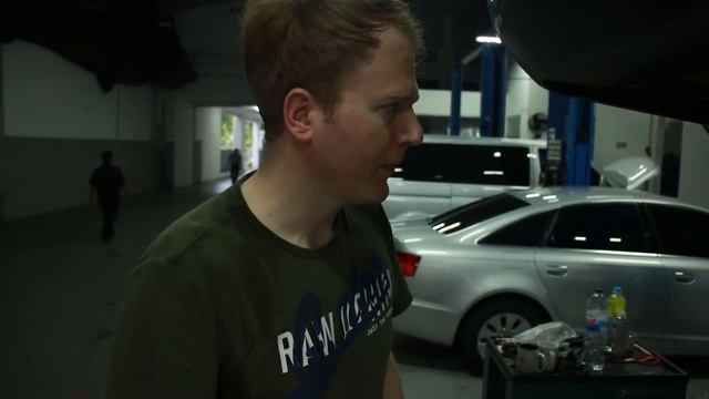 The mechanics have arrived | Day 717 - 719 | Plug Me In смотреть онлайн