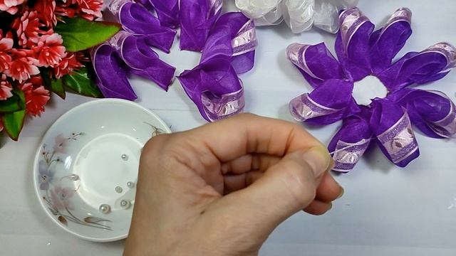 Большие пышные праздничные школьные бантики из органзы Серединка своими руками\Master diy МК канзаш смотреть онлайн