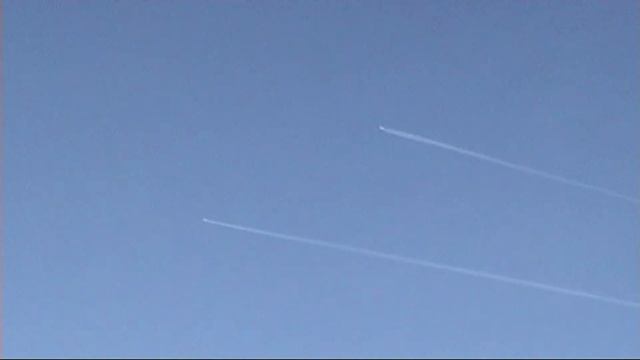 В небе города Торез. смотреть онлайн