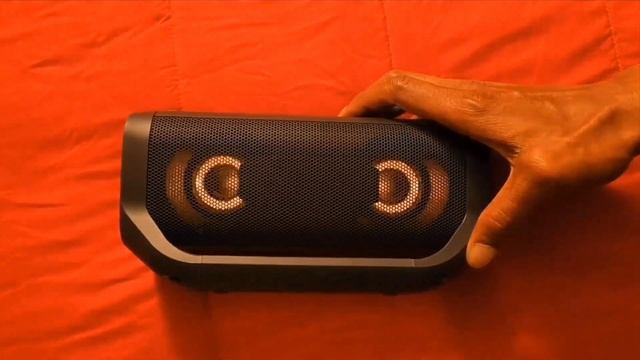 LG P5 Bluetooth Speaker Review You can get it at Walmart смотреть онлайн