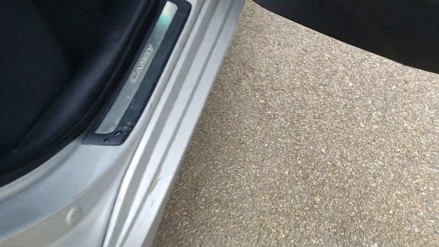 Toyota Camry XV50,рестайлинг за 1.390.000р. По низу? рынка с пробегом ? 450т.км. Взяли бы такую??? смотреть онлайн