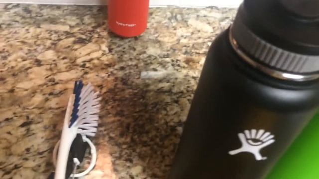 Hydroflask Lineup and Food Flask Review смотреть онлайн