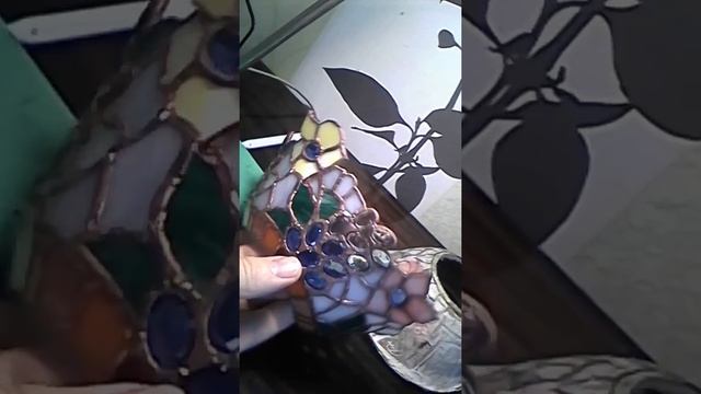 Плафон для лампы (сделан из витражного цветного стекла в технике Тиффани) смотреть онлайн