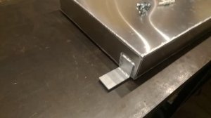 Дополнительный бак на Ниву. Тюнинг Нивы.