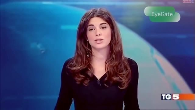 Italian News Anchor Costanza Calabrese Shows More By Accident