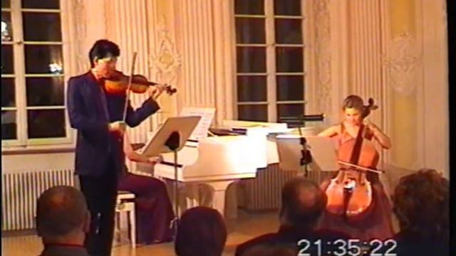 Murat Rena - Strauss Waltz "Wiener Blut" (Венская кровь) смотреть онлайн