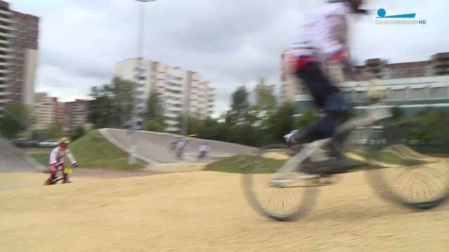 Секрет успеха - сильная школа BMX ? @tvspb-ru смотреть онлайн