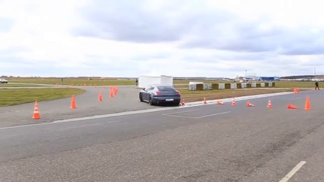 Презентация Porsche Panamera 2014. Шатер Роял Тент смотреть онлайн