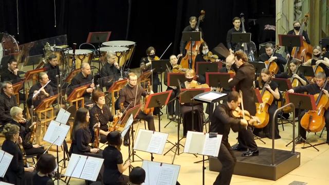 Ravel Tsigane (violin, orchestra) - Равель "Цыганка" для скрипки с оркестром смотреть онлайн