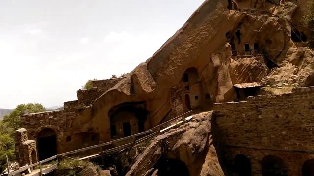 Давид Гареджи во время апокалипсиса.Грузия смотреть онлайн