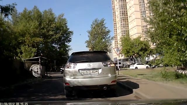 Утренние пробки в Астане смотреть онлайн