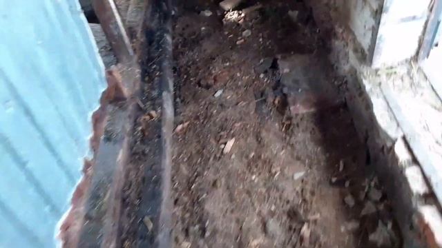 Какой должен быть пол в коровнике. Совет начинающим. Исправляем свои ошибки, меняем пол в коровник смотреть онлайн