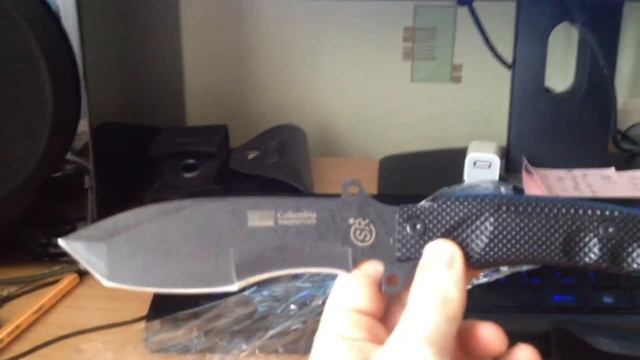 Unboxing и первое впечатление от ножа Columbia SRC смотреть онлайн